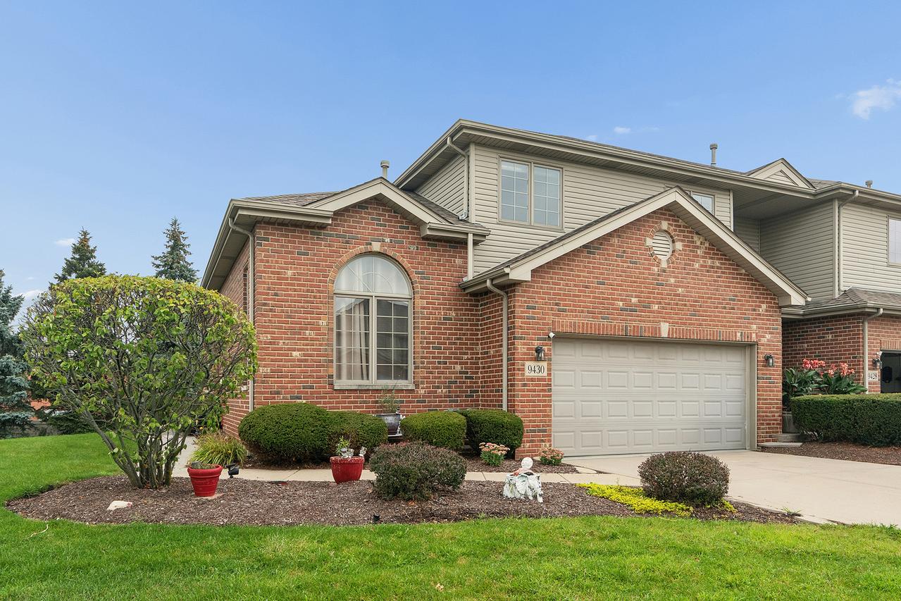 9430 Caledonia Dr., Tinley Park, IL 60487
