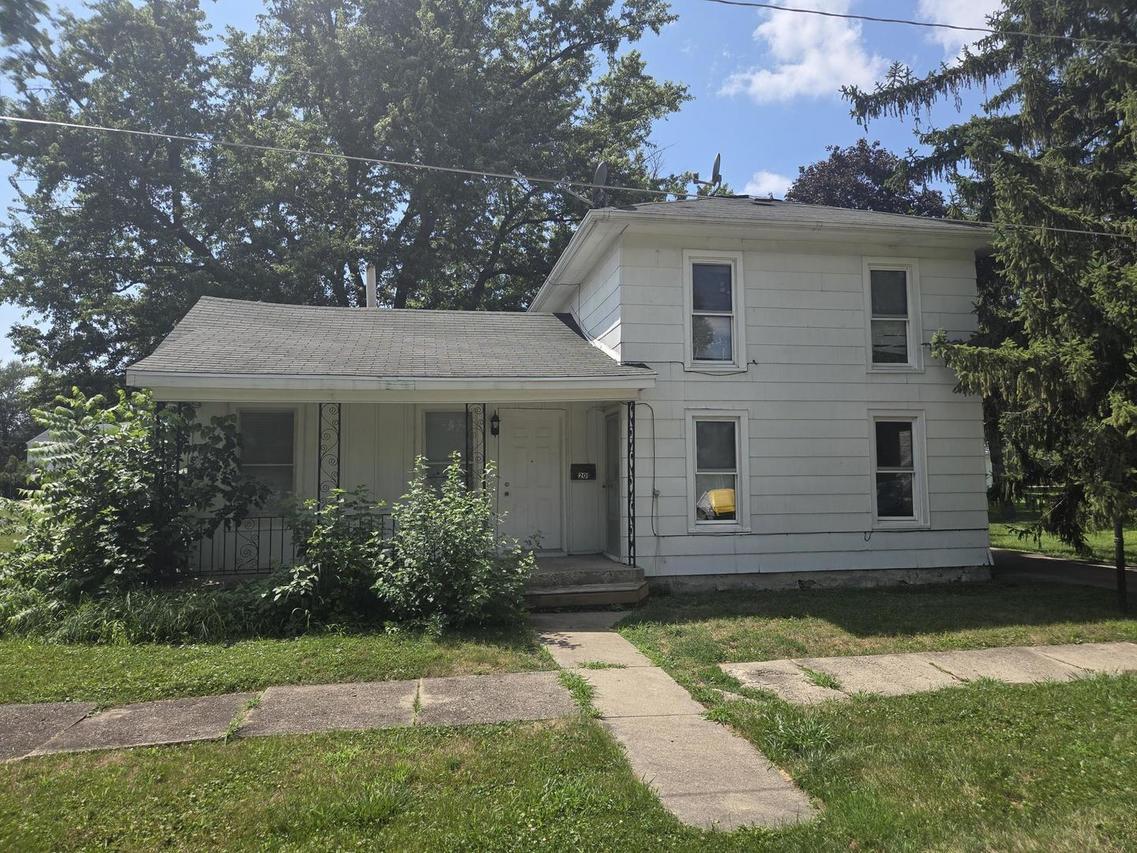 201 Marengo Rd., Harvard, IL 60033