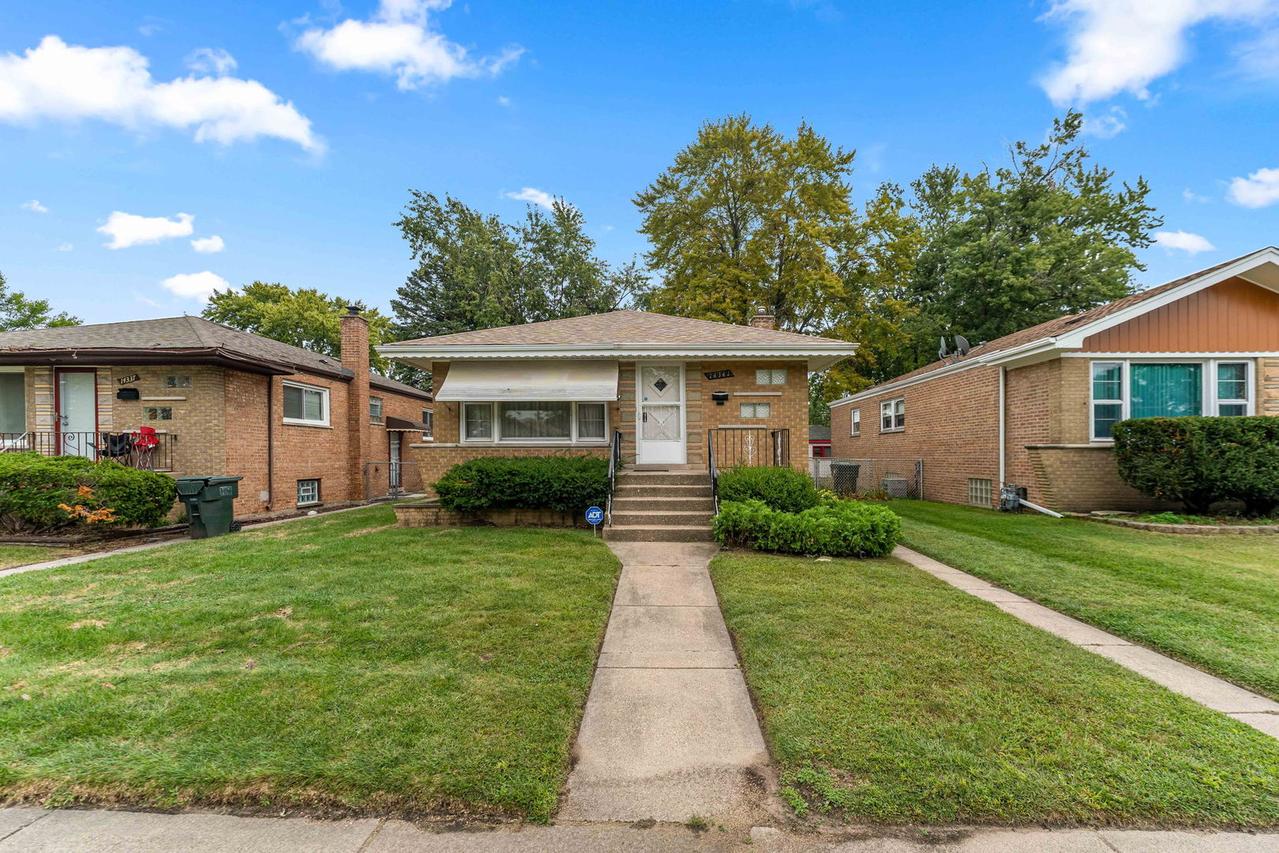 14341 Kimbark Ave., Dolton, IL 60419
