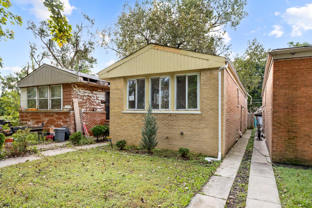 1115 W 110th St., Chicago, IL 60643