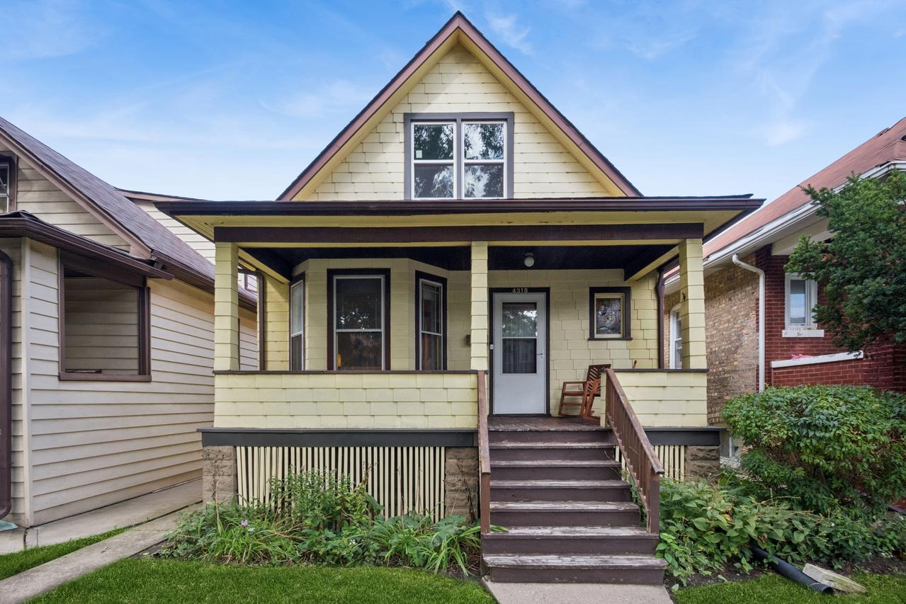 4318 N Sawyer Ave., Chicago, IL 60618
