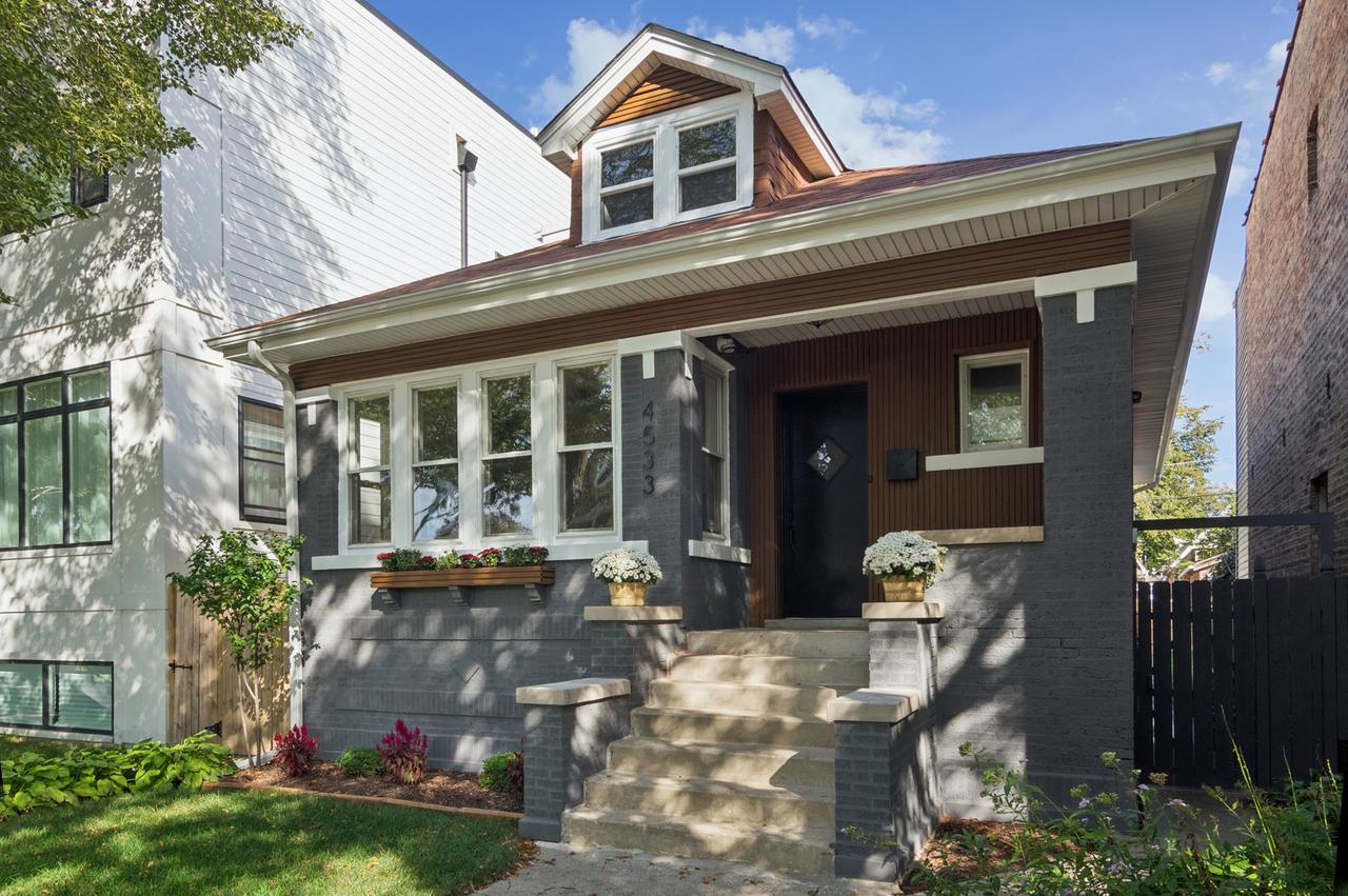 4533 N Karlov Ave., Chicago, IL 60630