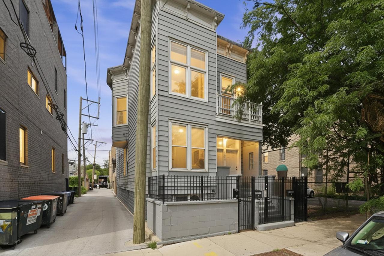 1354 W Ohio St., Chicago, IL 60642