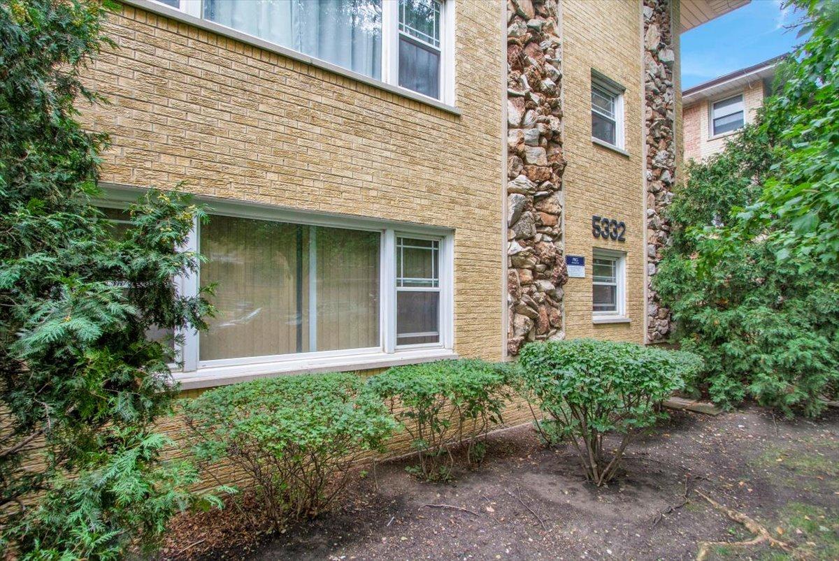 5332 W Windsor Ave. #2F, Chicago, IL 60630