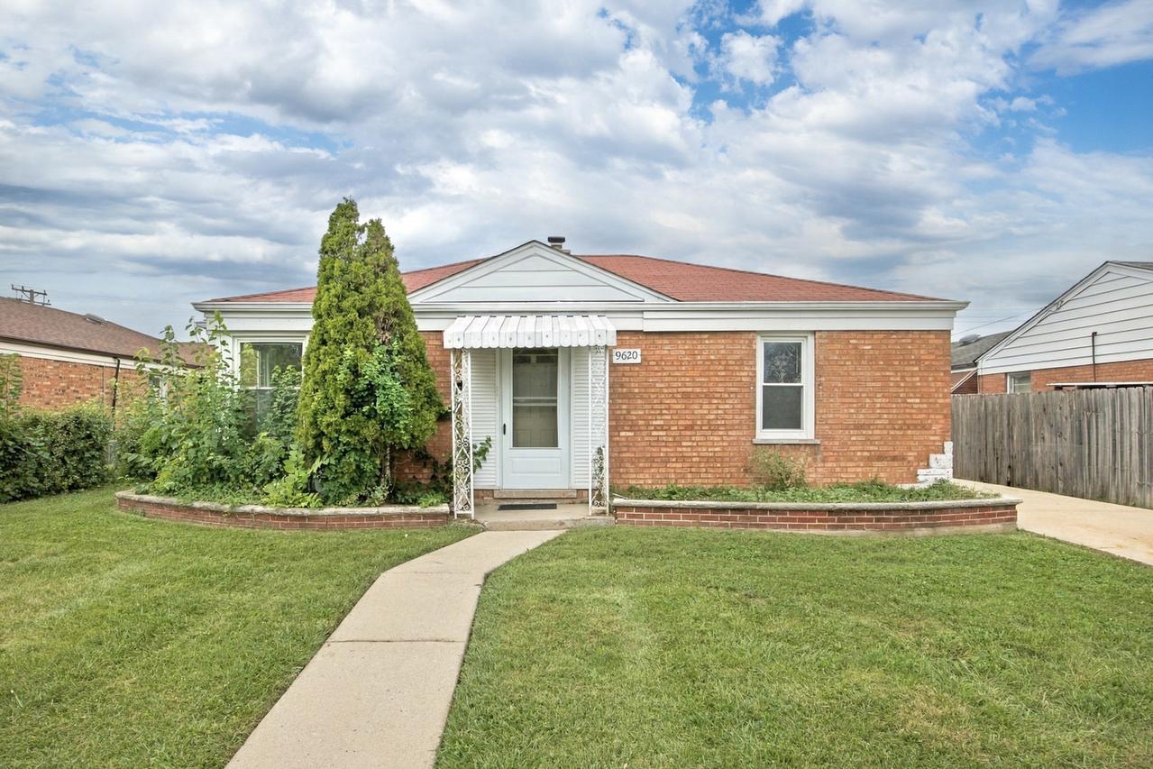9620 Johanna Ave., Franklin Park, IL 60131