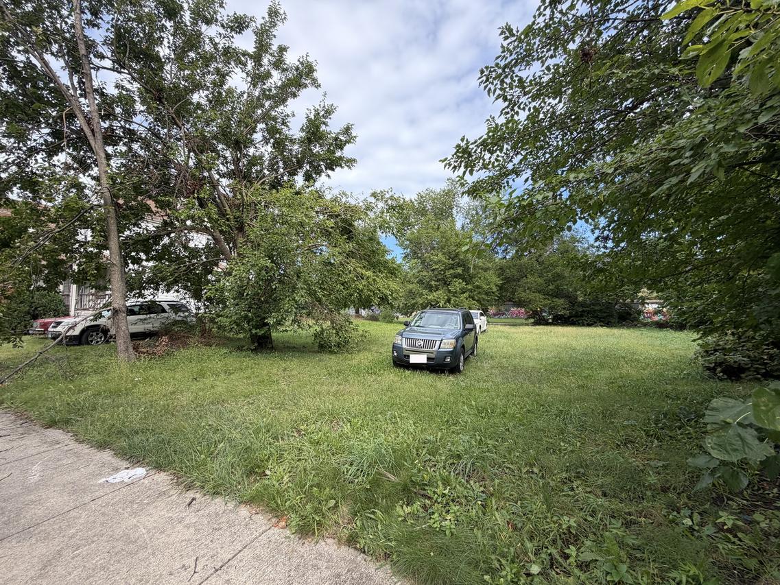 7741 S Lowe Ave., Chicago, IL 60620