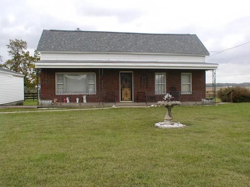 560 Butler Rd., Harrisburg, IL 62946