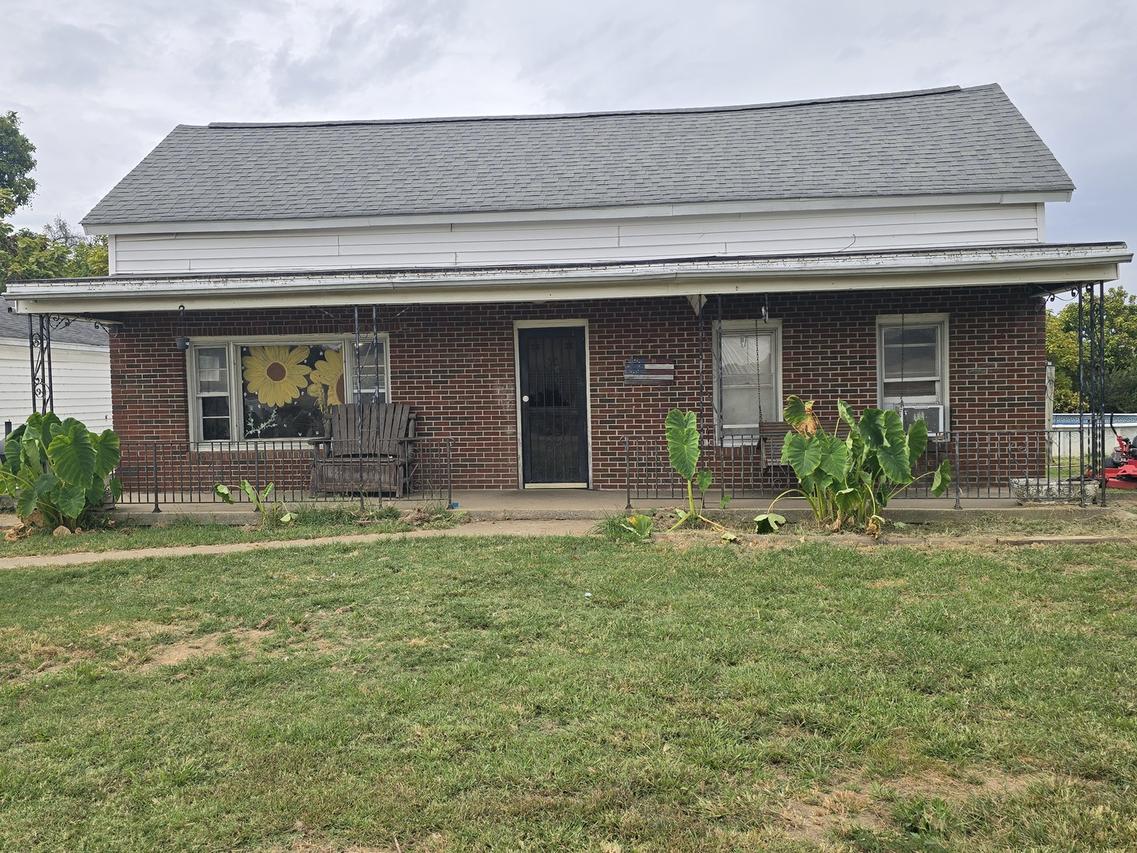 560 Butler Rd., Harrisburg, IL 62946