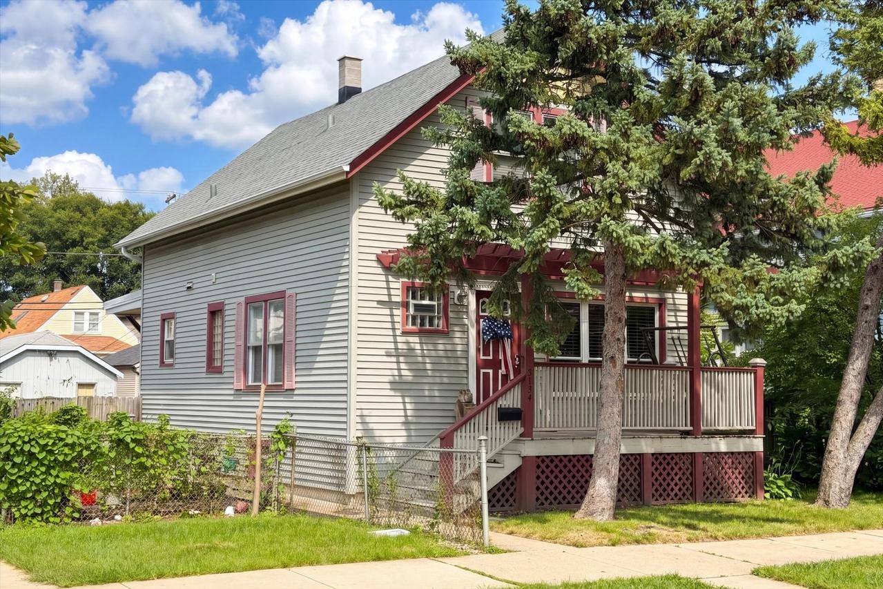 5134 W Ainslie St., Chicago, IL 60630