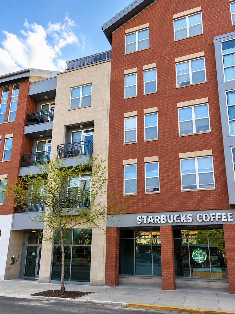3506 S State St. #312, Chicago, IL 60616