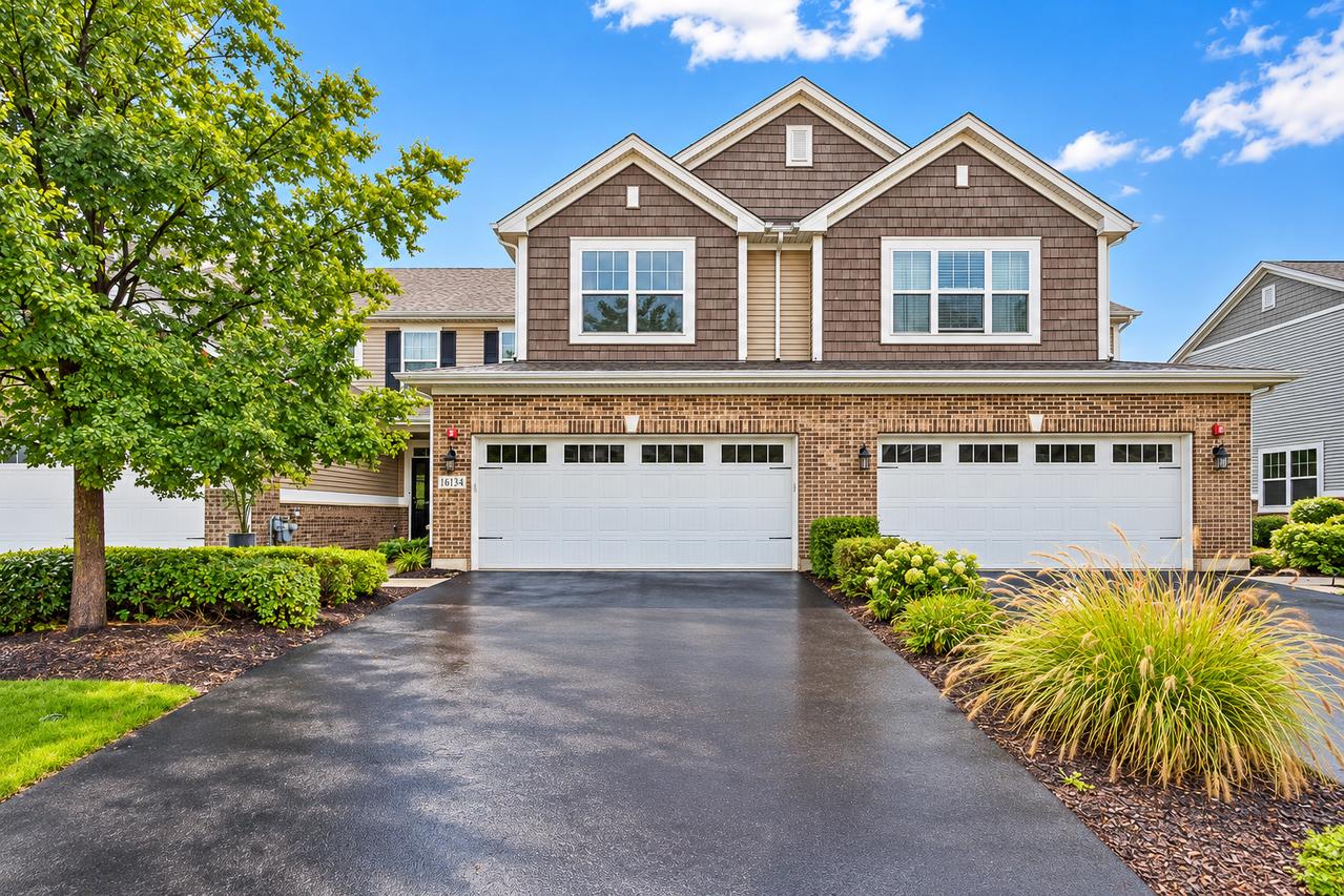 16134 W Coneflower Dr., Lockport, IL 60441