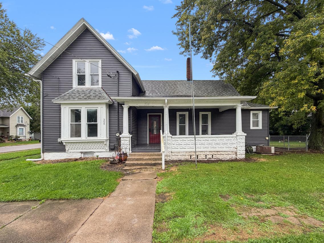 304 W Jackson St., Belvidere, IL 61008