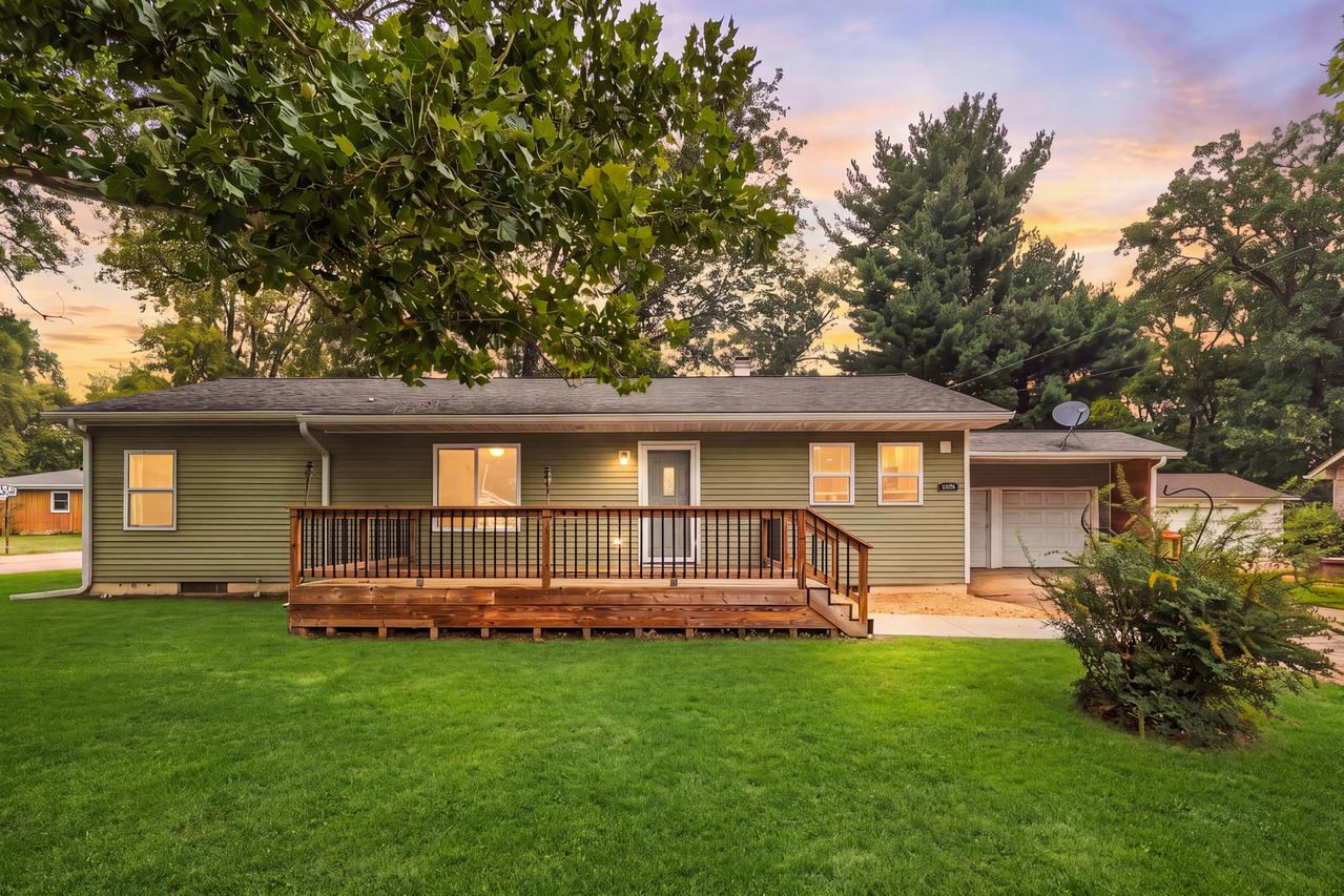 1615 Dorothy St., Dixon, IL 61021