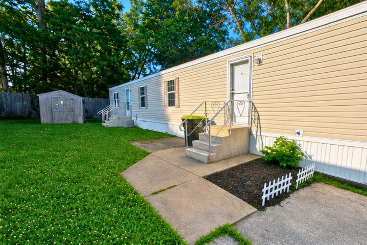 2133 Monroe Dr., Urbana, IL 61801