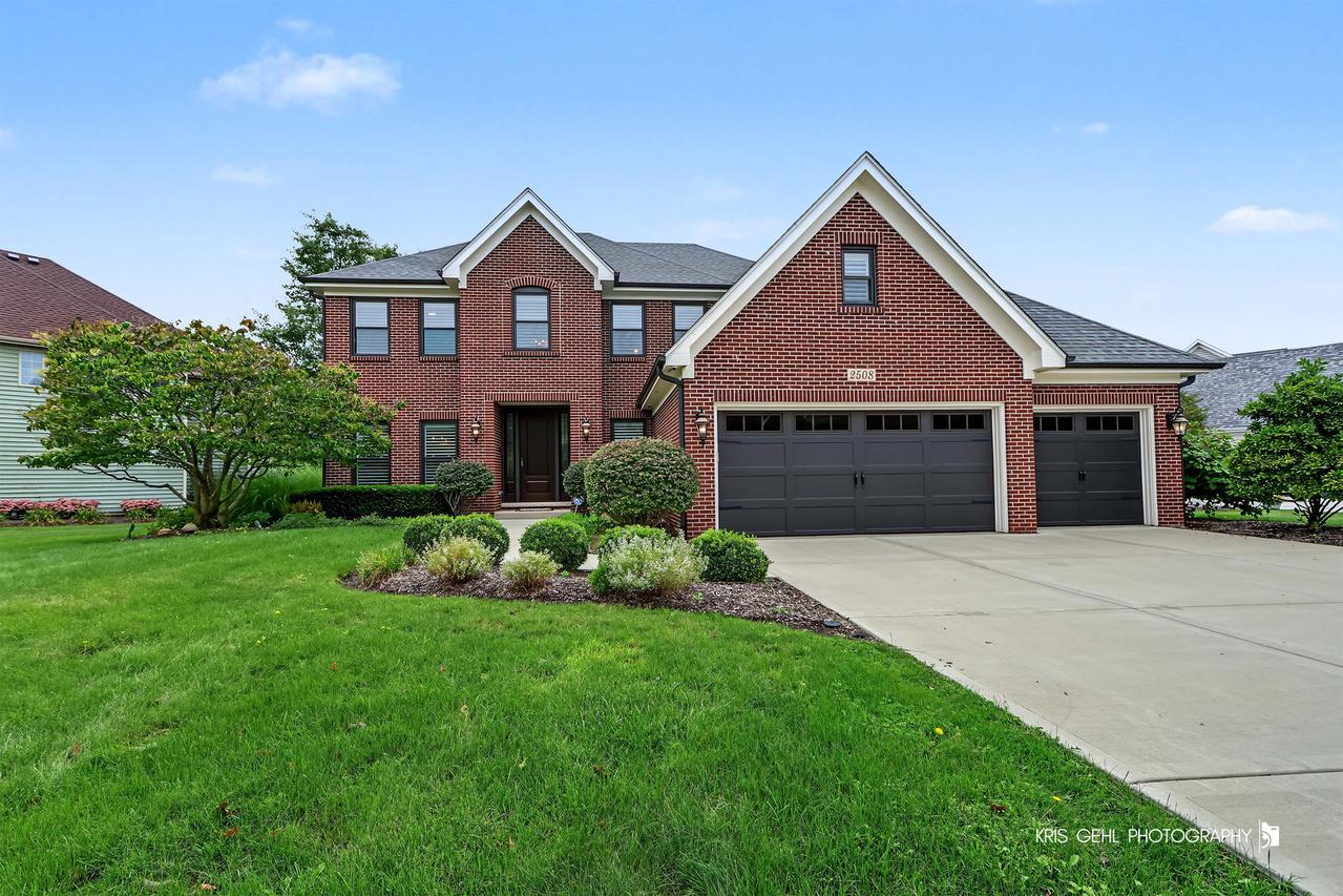 2508 Stonehenge Dr., Aurora, IL 60502