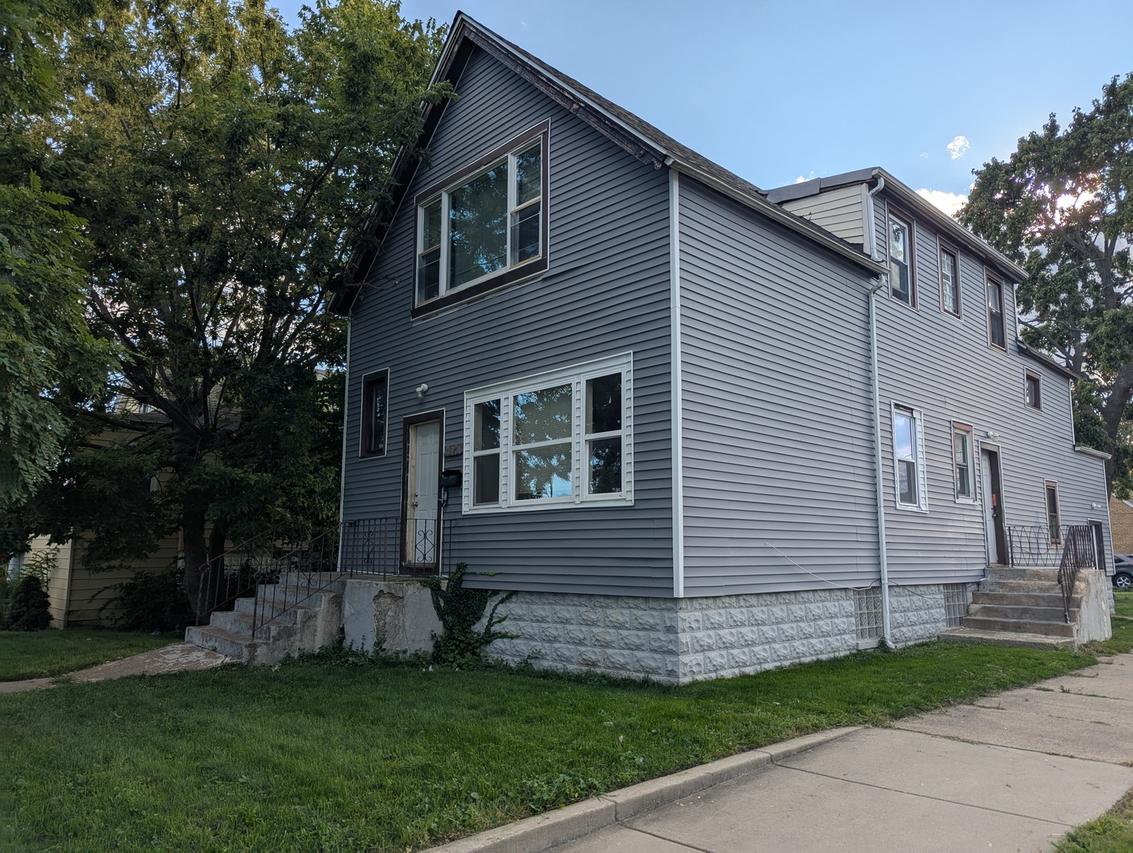 10700 S Avenue M, Chicago, IL 60617