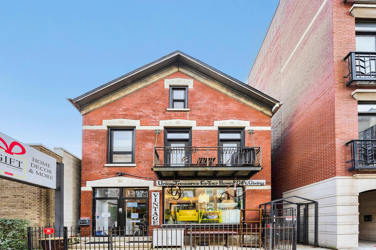 1357 W Fullerton Ave. #B, Chicago, IL 60614
