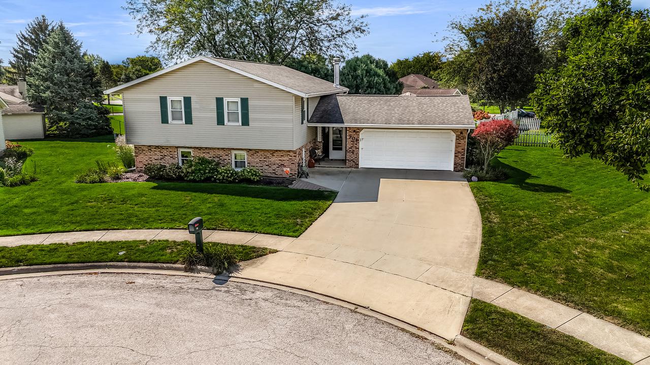 701 N Mohave Dr., Pontiac, IL 61764