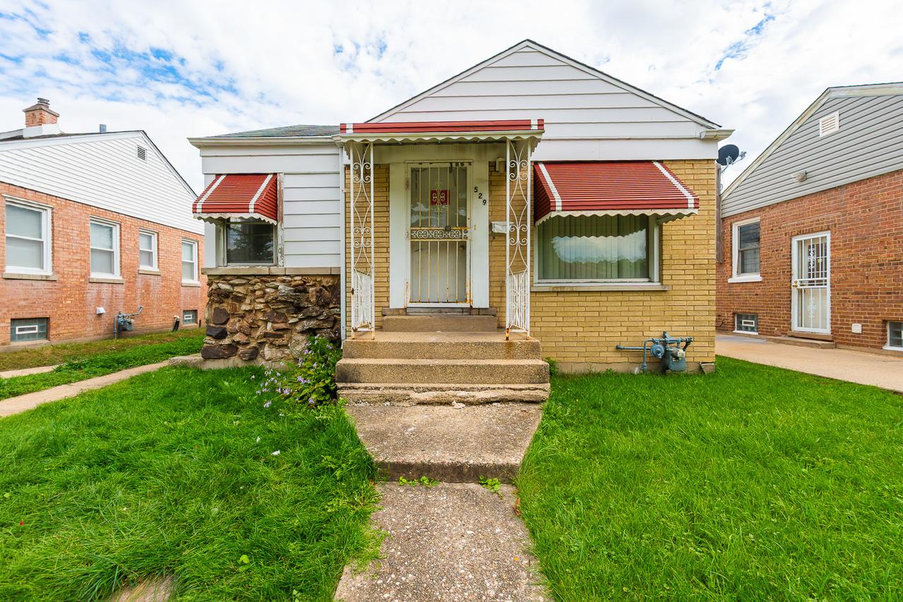 529 49th Ave., Bellwood, IL 60104