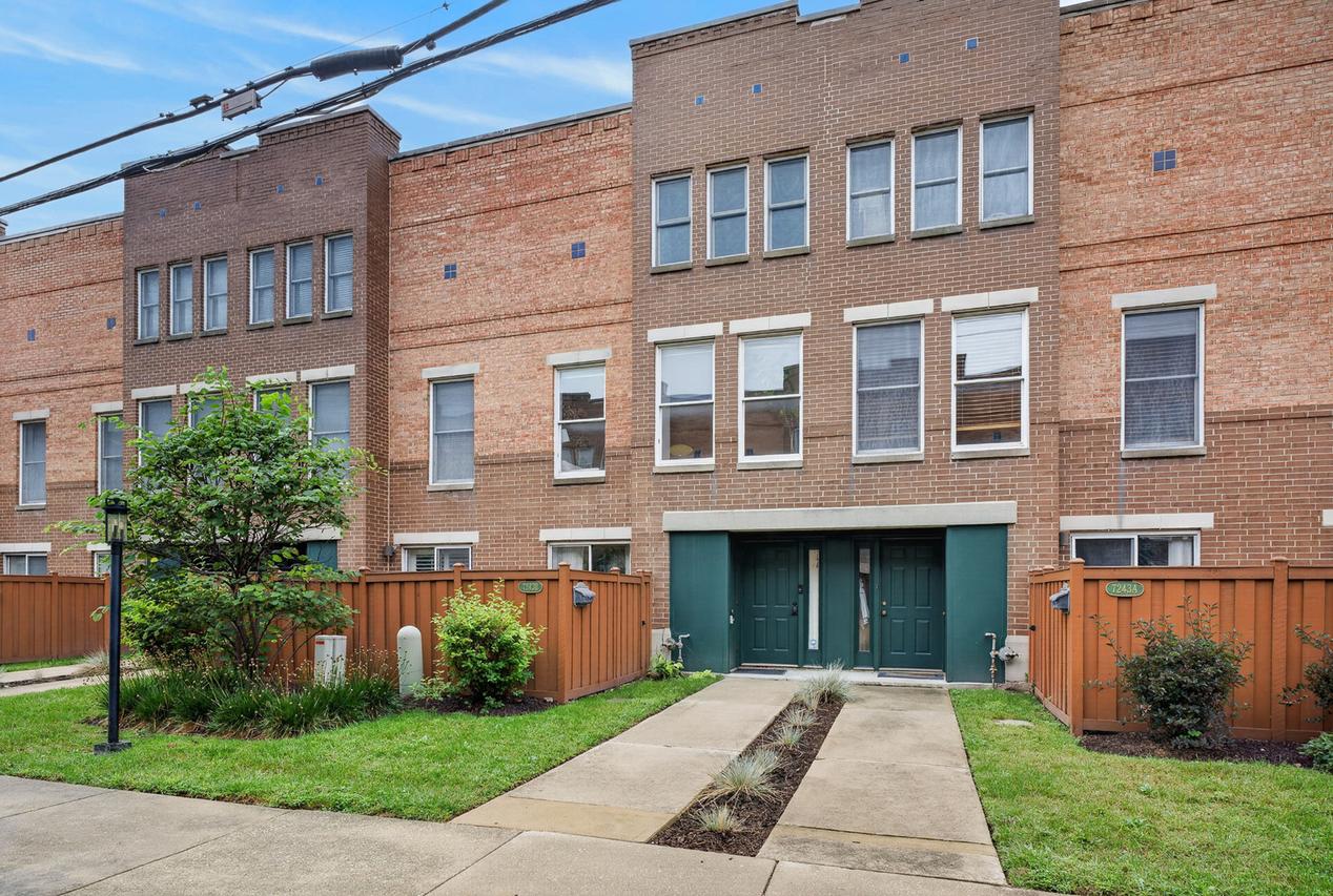 7243 Franklin St. #B, Forest Park, IL 60130