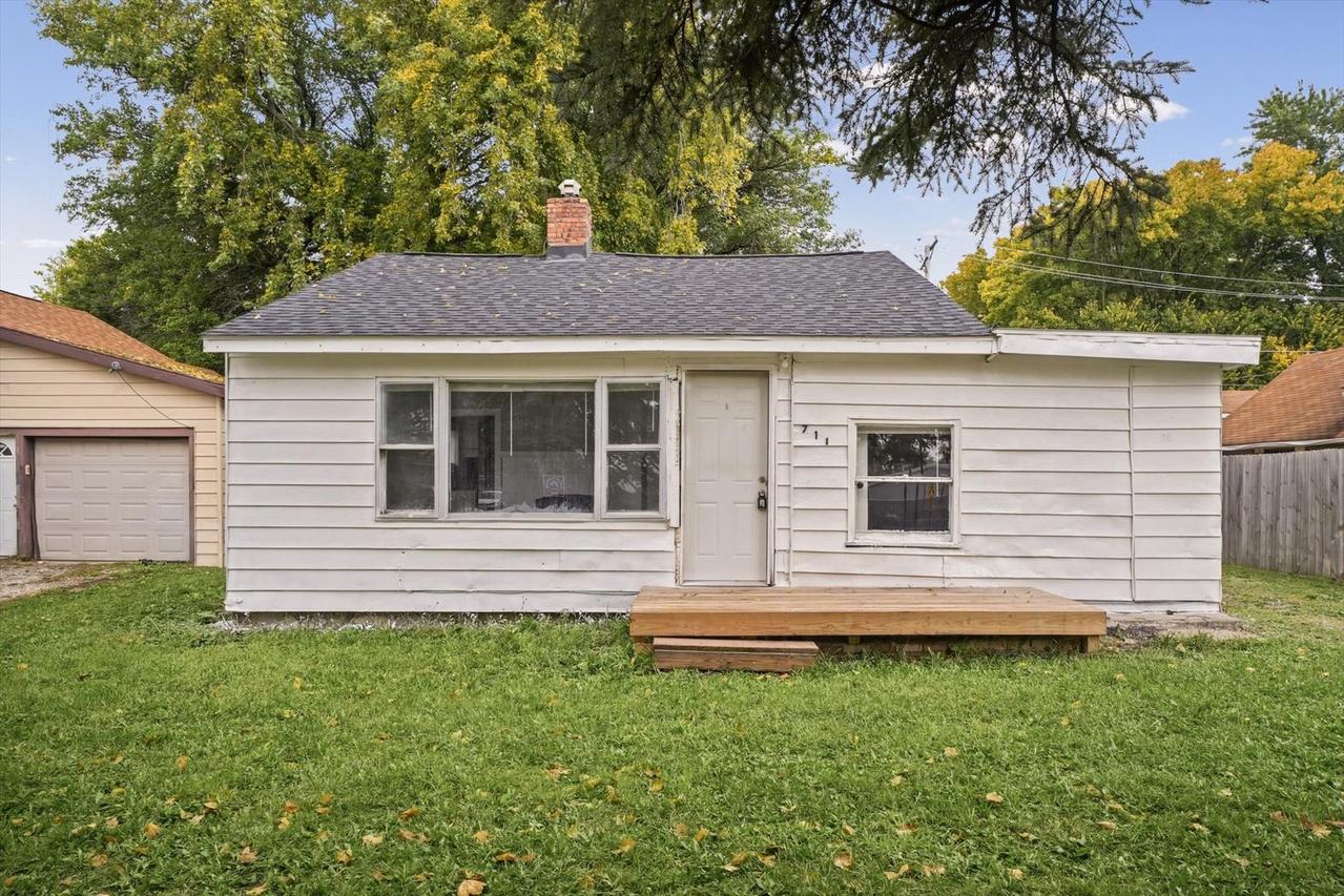 711 W Howard St., Pontiac, IL 61764