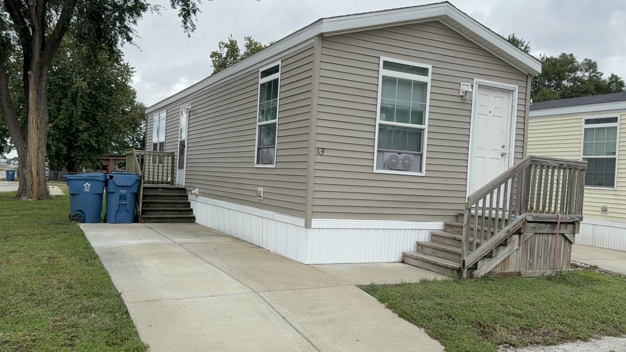 1335 Arthur Burch Dr. #03, Bourbonnais, IL 60914
