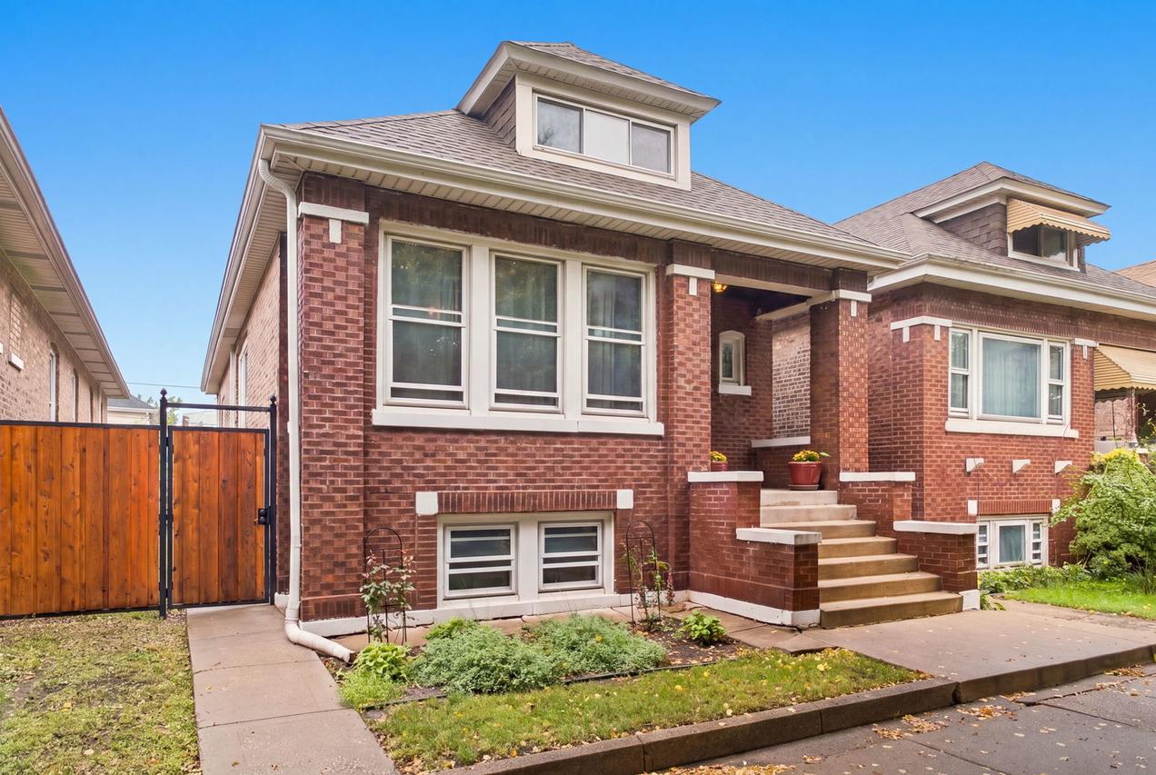 4934 S Kedvale Ave., Chicago, IL 60632
