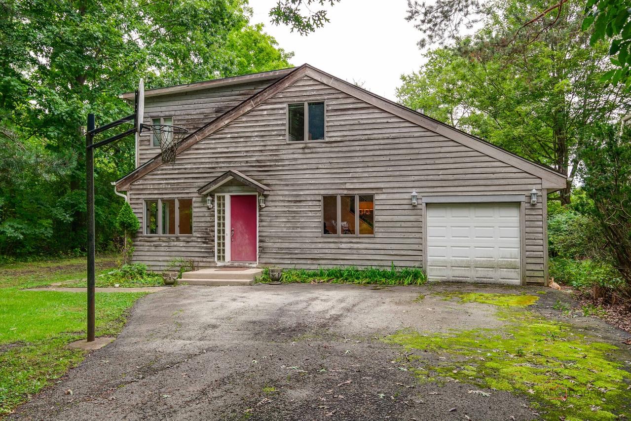 23493 N Wildwood Ln., Deerfield, IL 60015