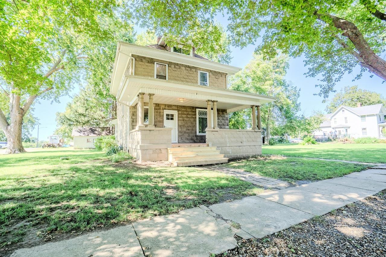 507 S Griffin St., Armington, IL 61721