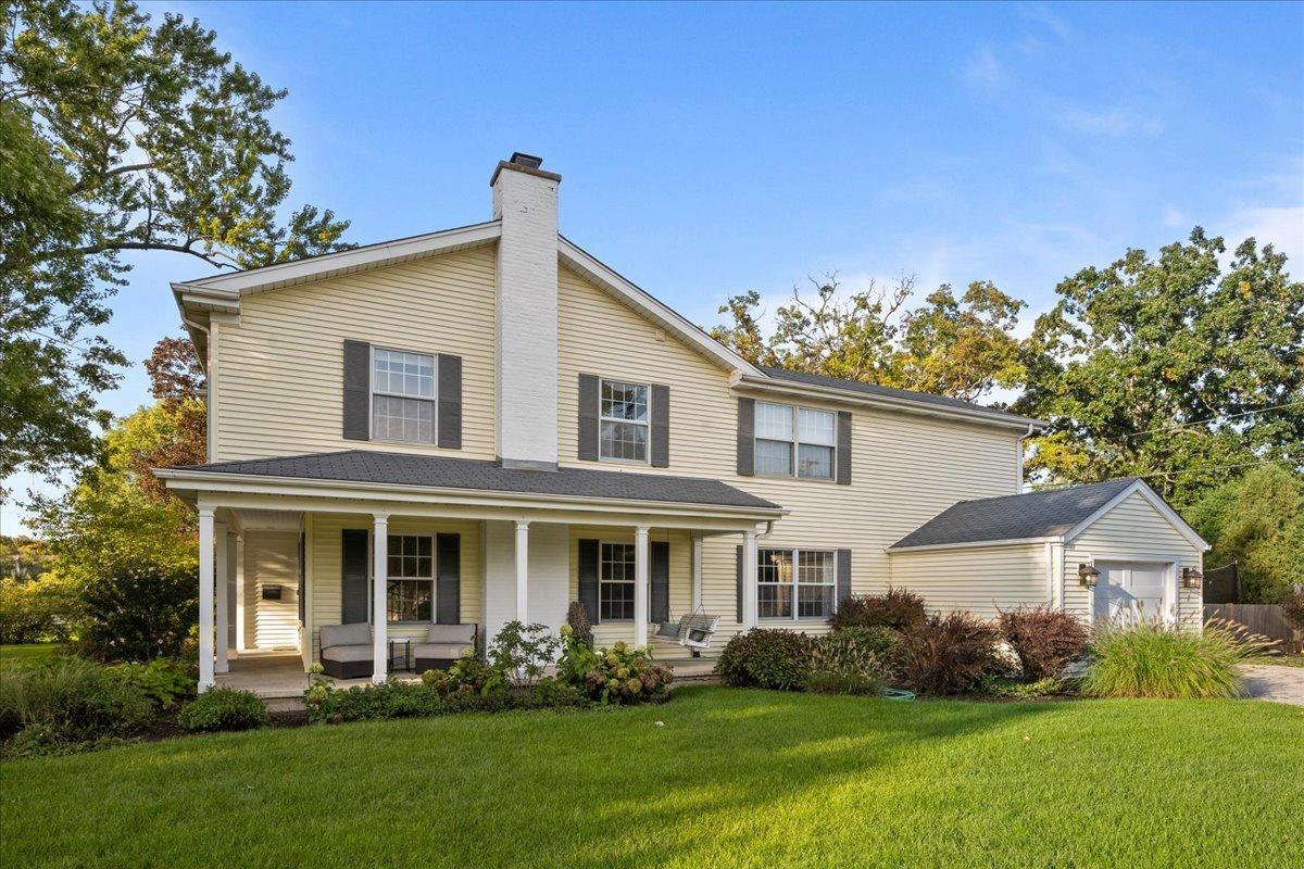 1255 Warrington Rd., Deerfield, IL 60015