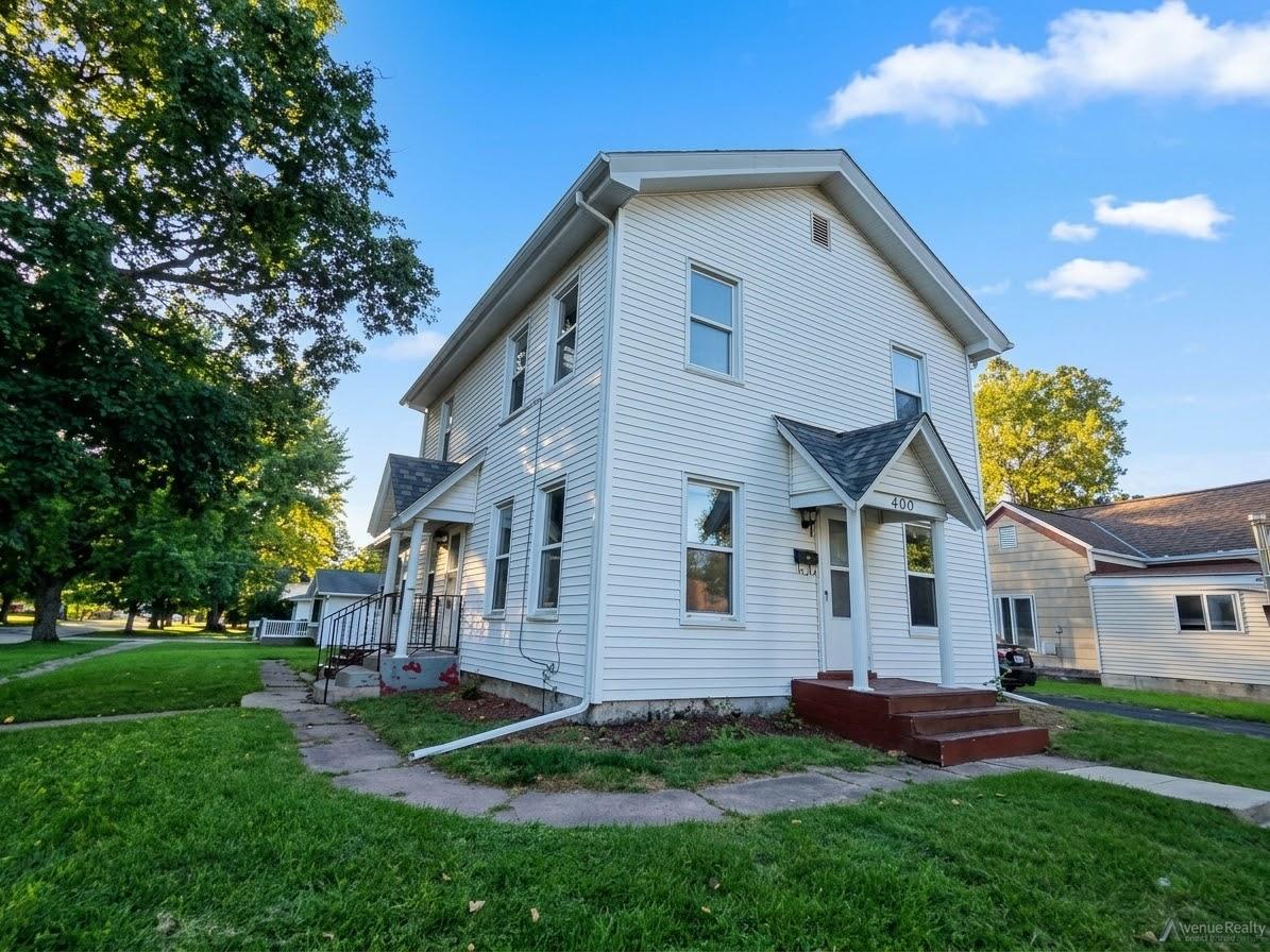 400 4th Ave., Mendota, IL 61342