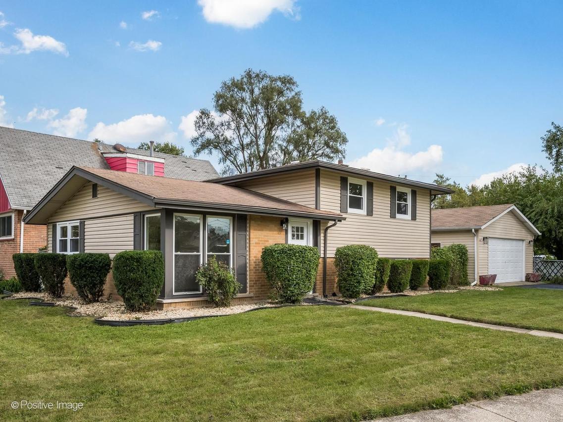 16843 Briargate Dr., Country Club Hills, IL 60478