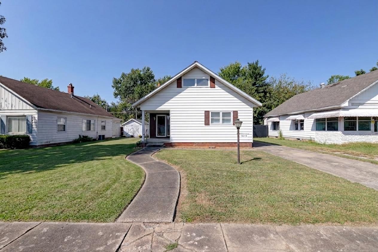 1013 N 12th St., Herrin, IL 62948