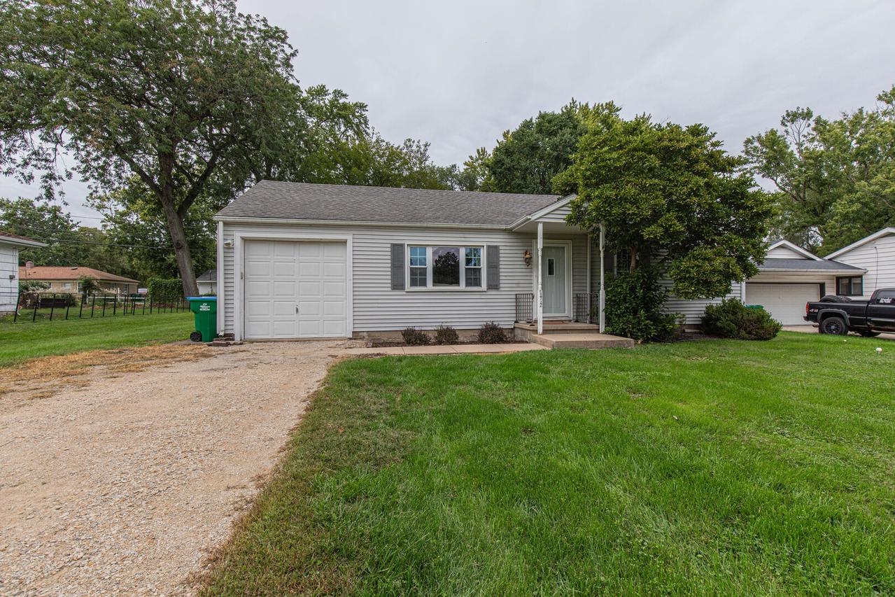1412 Meriden St., Mendota, IL 61342