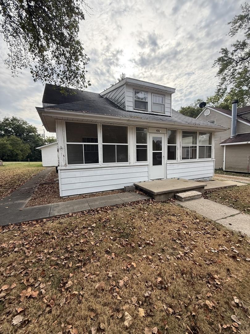 408 N 1st St., Vandalia, IL 62471