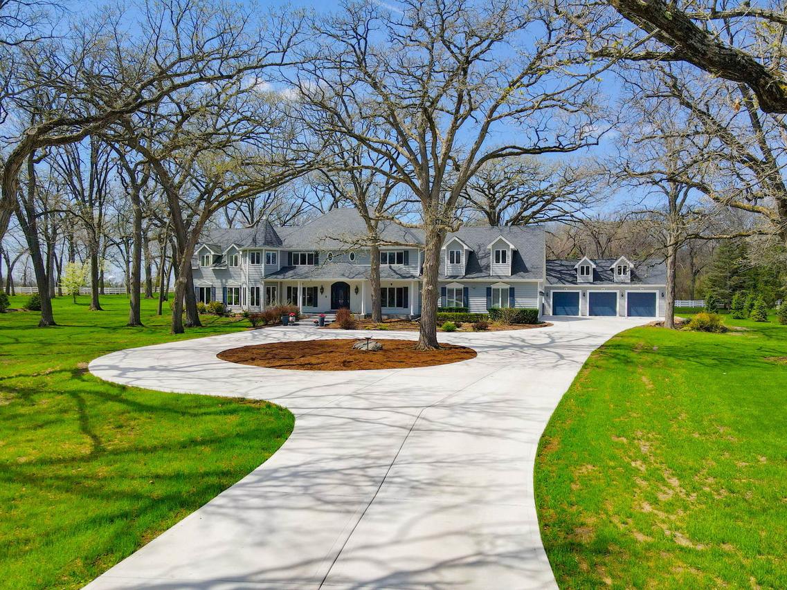 37132 N Black Velvet Ln., Wadsworth, IL 60083
