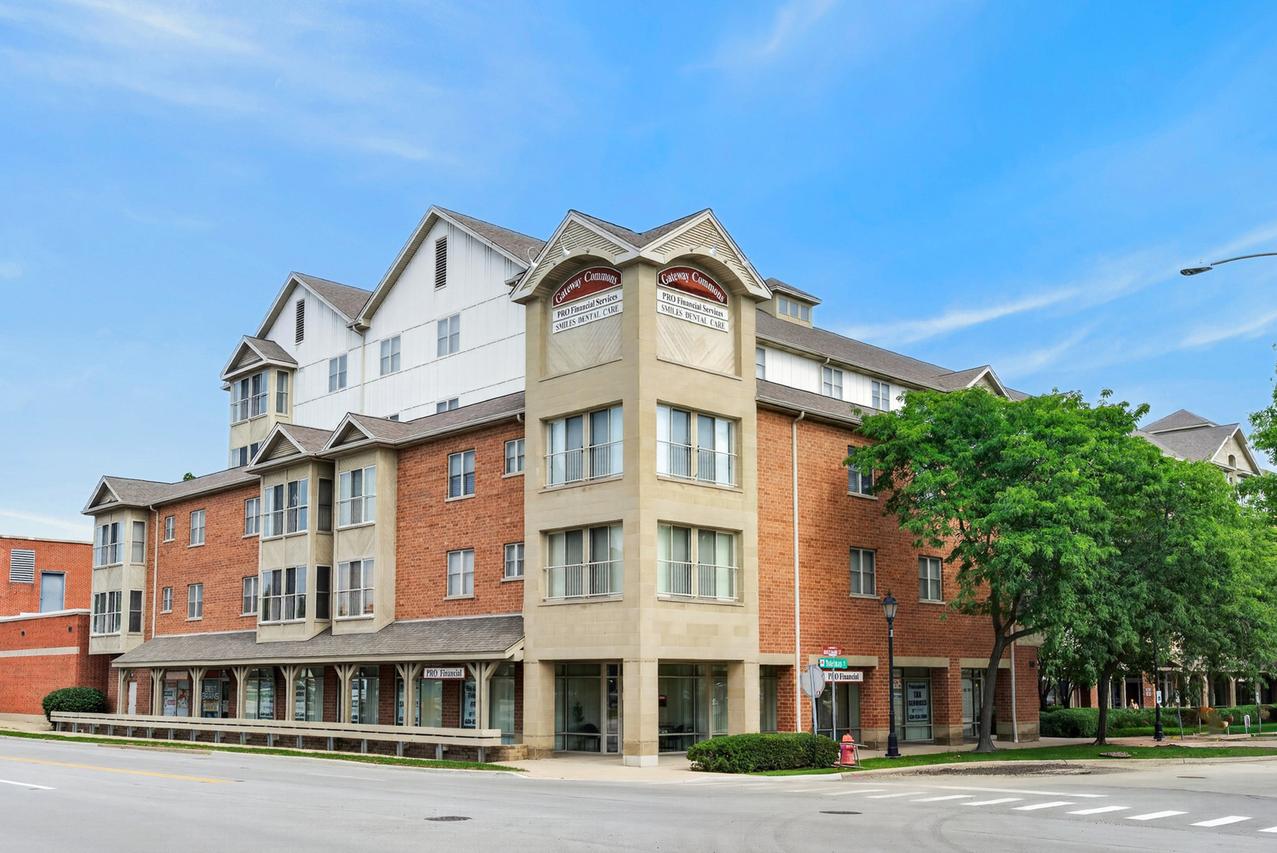 50 N Bokelman St. #534, Roselle, IL 60172