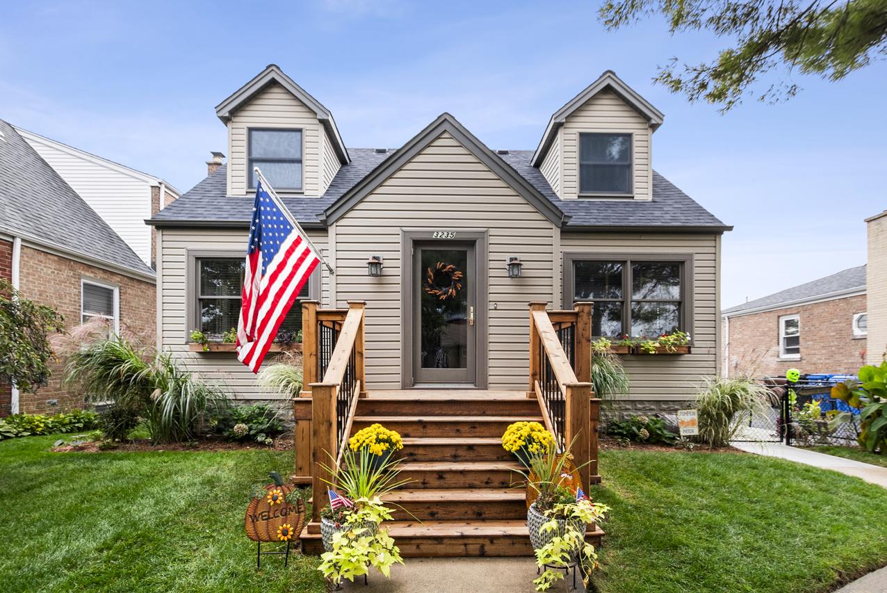3235 W 112th Pl., Chicago, IL 60655