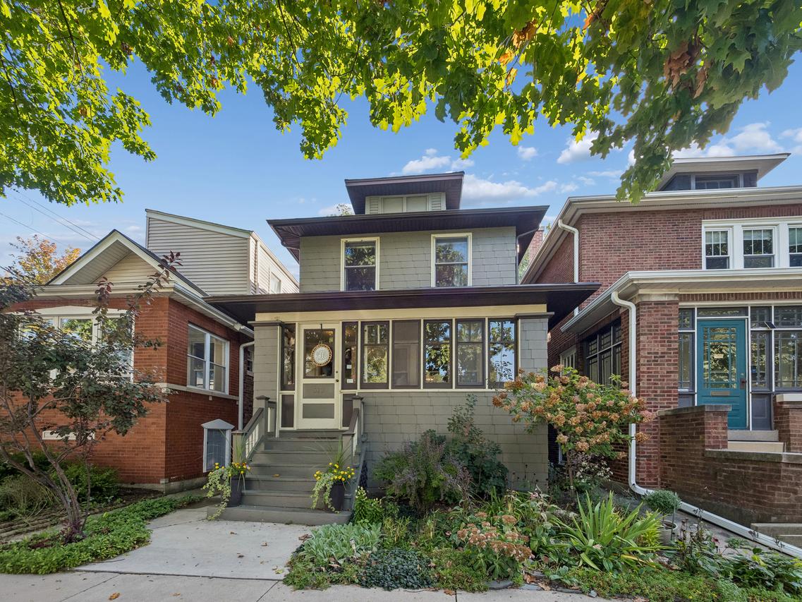 512 S Harvey Ave., Oak Park, IL 60304