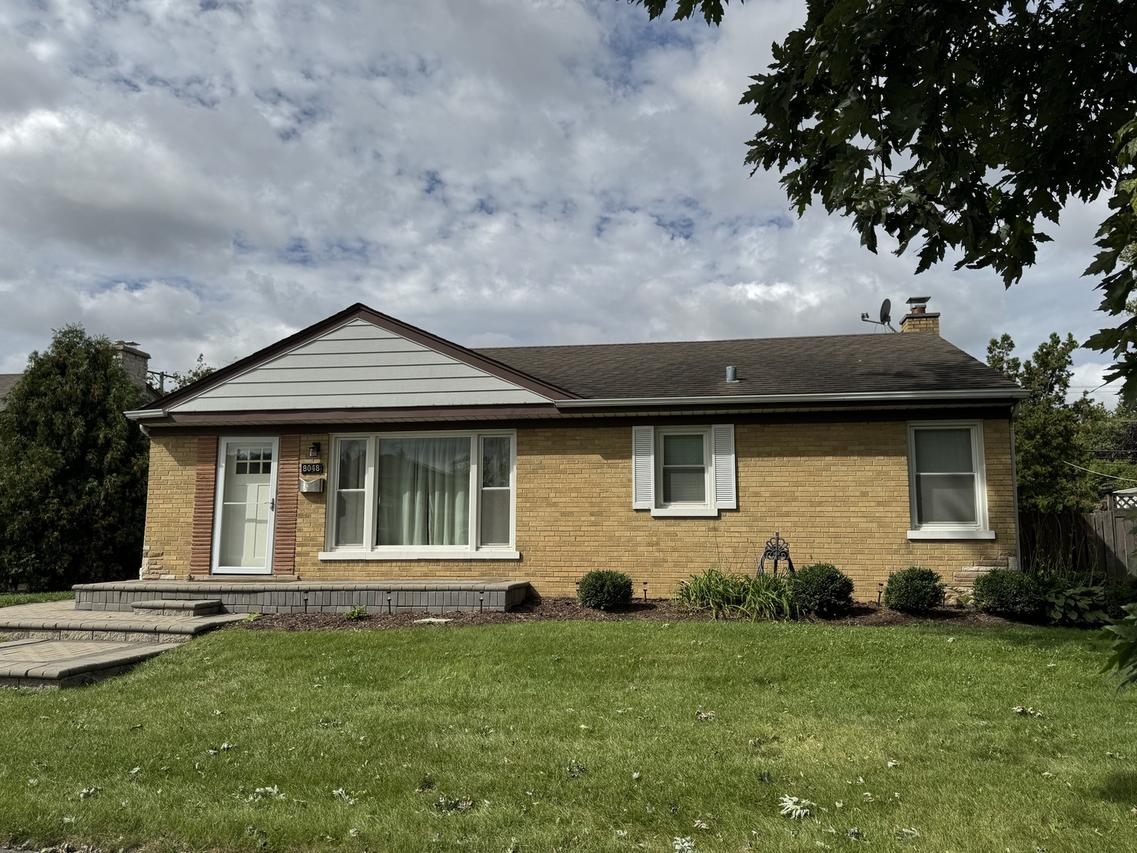 8048 N Ozanam Ave., Niles, IL 60714