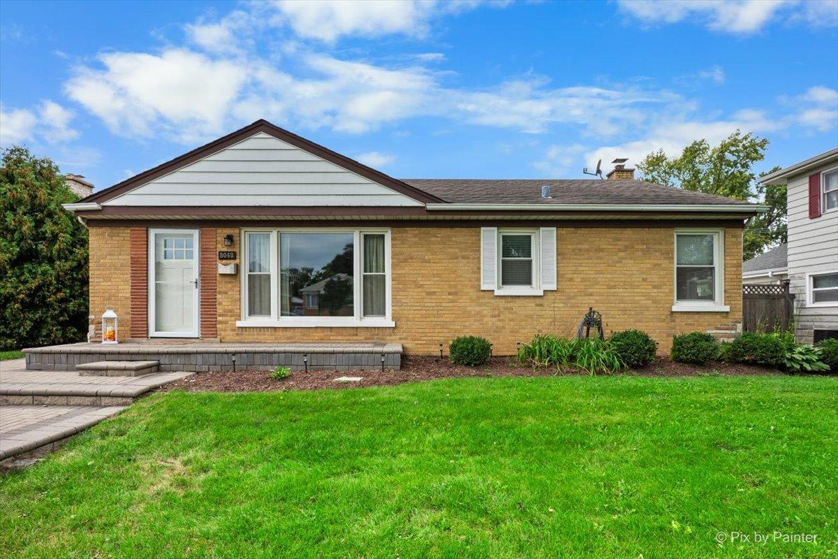 8048 N Ozanam Ave., Niles, IL 60714