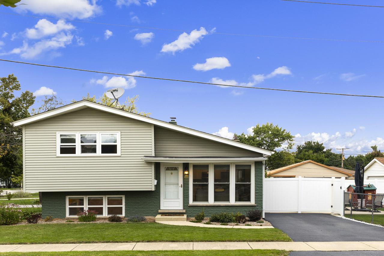 501 N Main St., Lombard, IL 60148
