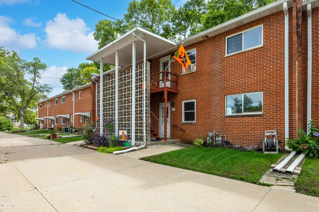 1309 9th St. #D, Moline, IL 61265