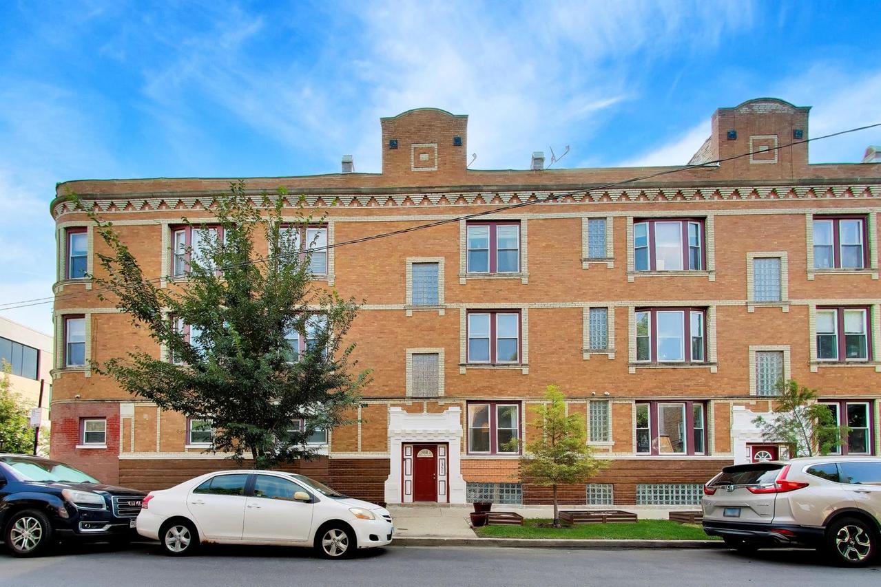1351 N Washtenaw Ave. #1, Chicago, IL 60622