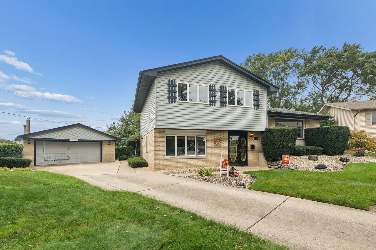 [Address Hidden by Seller], Tinley Park, IL 60477