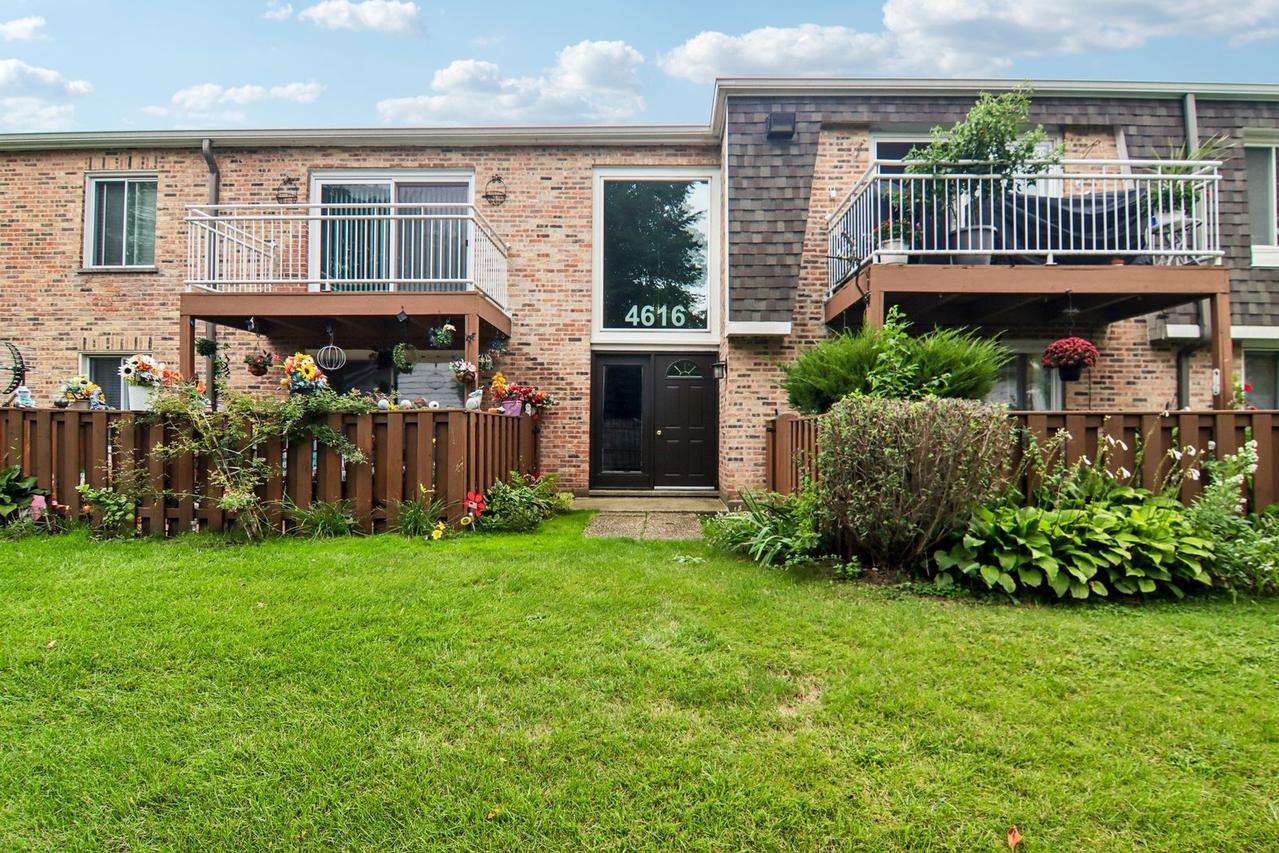 4616 Kings Walk Dr. #1C, Rolling Meadows, IL 60008