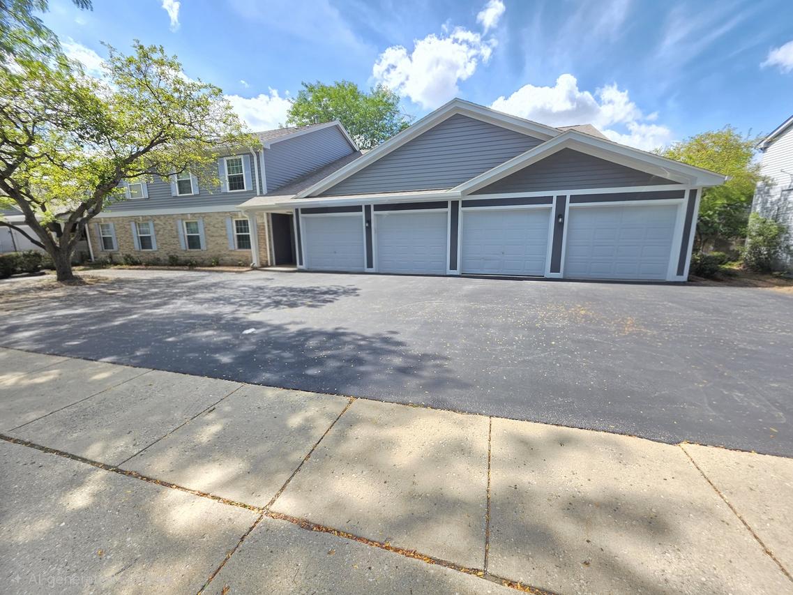 356 Woodview Cir. #A, Elgin, IL 60120