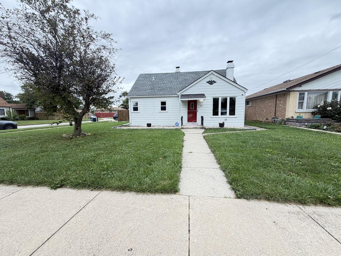 8001 Neenah Ave., Burbank, IL 60459
