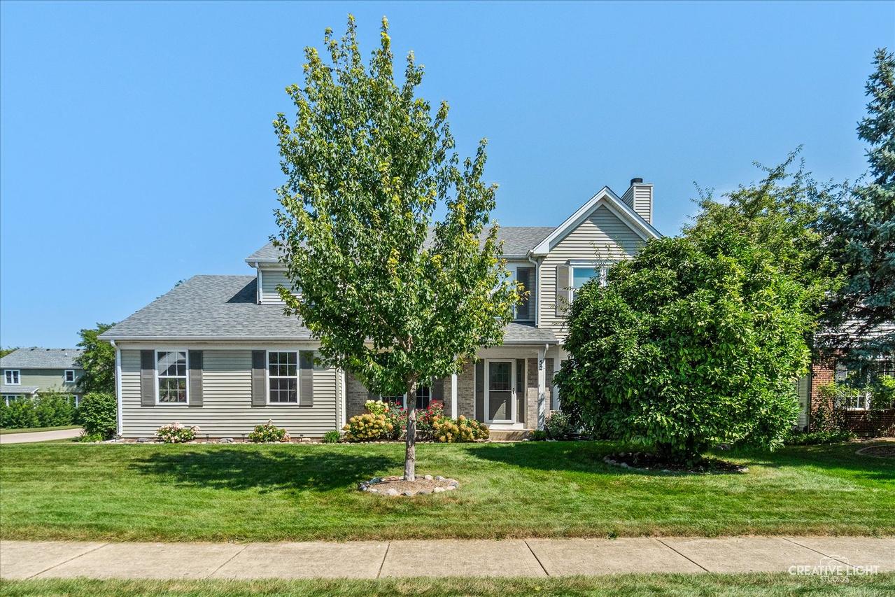 52 Blackberry Tr., Aurora, IL 60506
