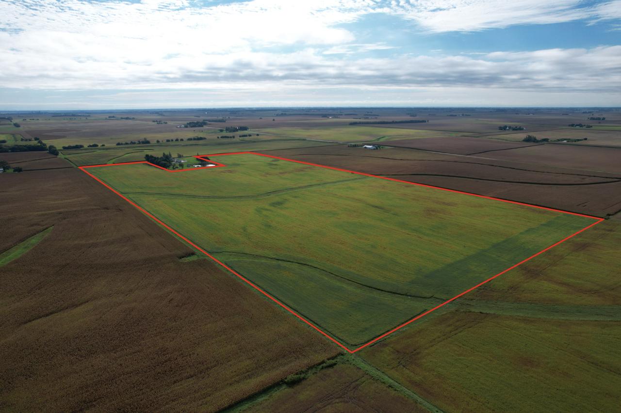 3550 1200 E Rd., Paxton, IL 60957